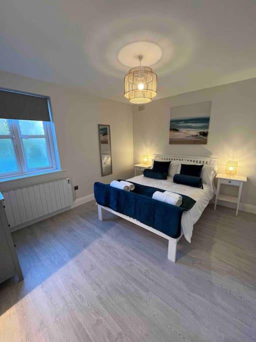 Clifden Charm ,3 Bedrooms , 4 Beds,2 Bathrooms view 2