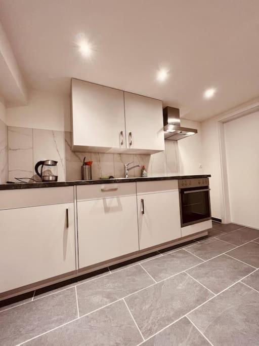 Skiing & Snowboard Apartment Accessible by Public Transport