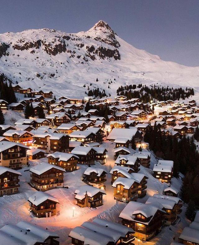 Skiing & Snowboard Apartment Accessible by Public Transport