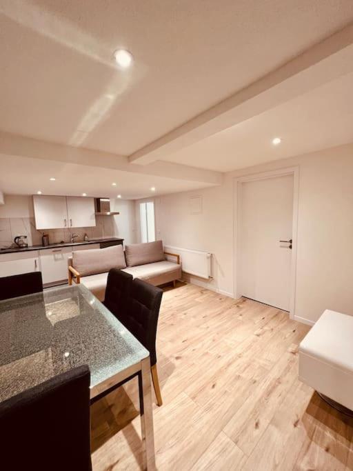 Skiing & Snowboard Apartment Accessible by Public Transport