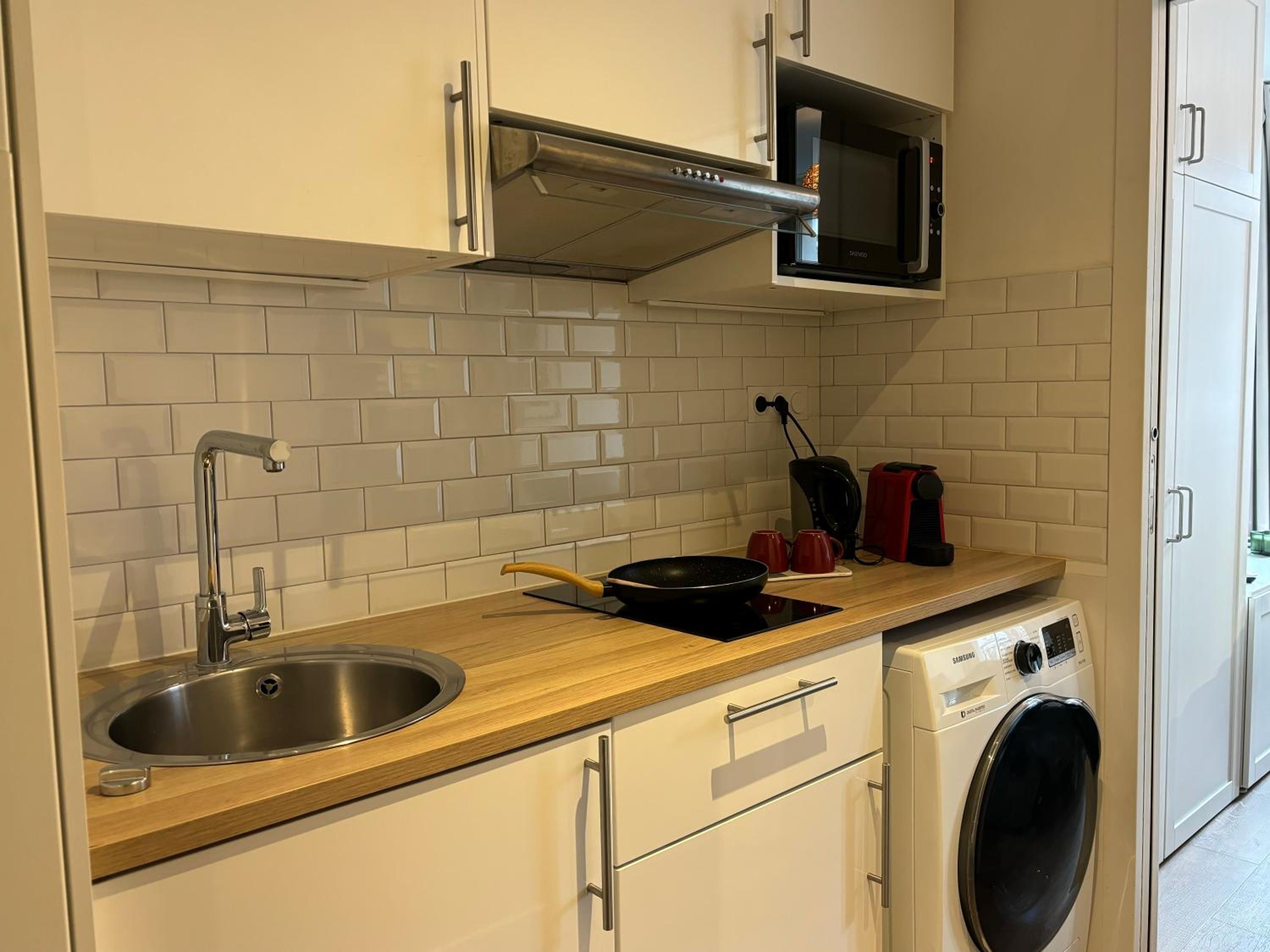 Clichy studio Getaway - C70