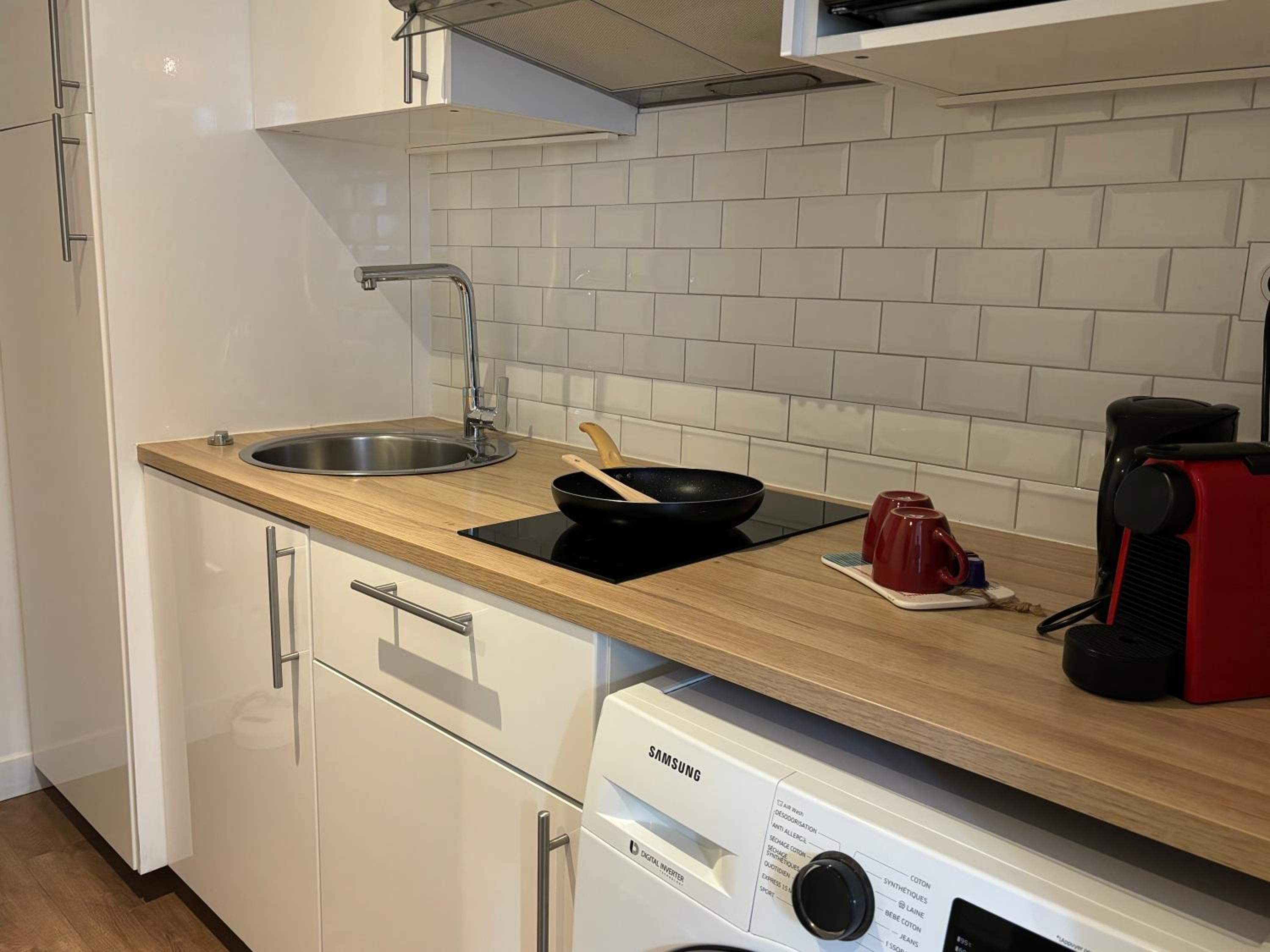 Clichy studio Getaway - C70