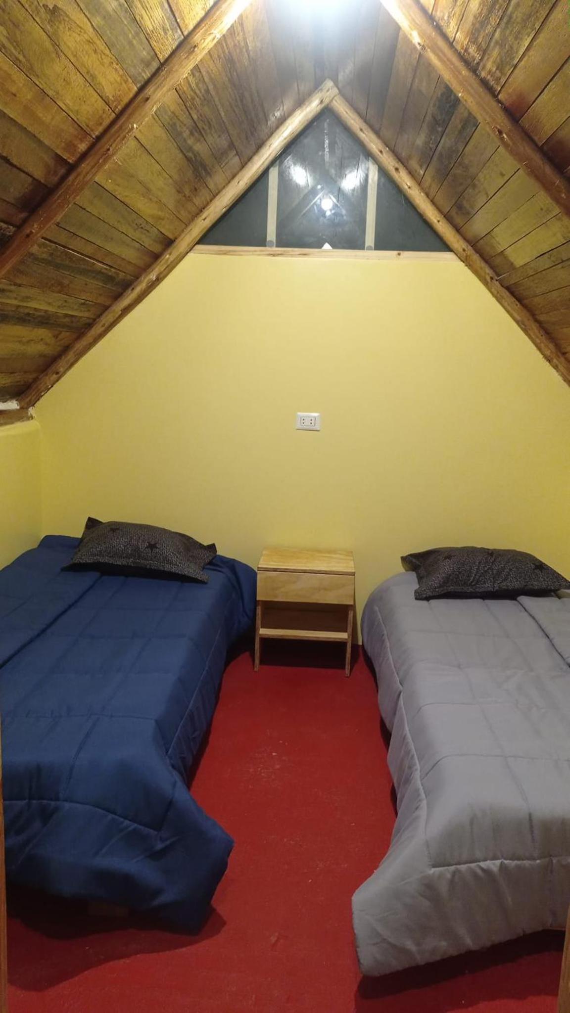 PABLITO HOSTEL CABINS b&b Chaullay