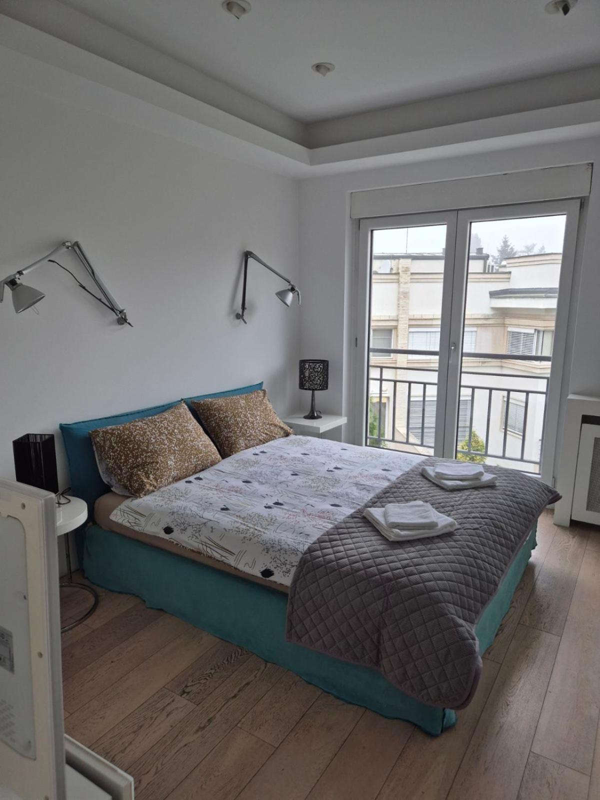 Apartman Dedinje