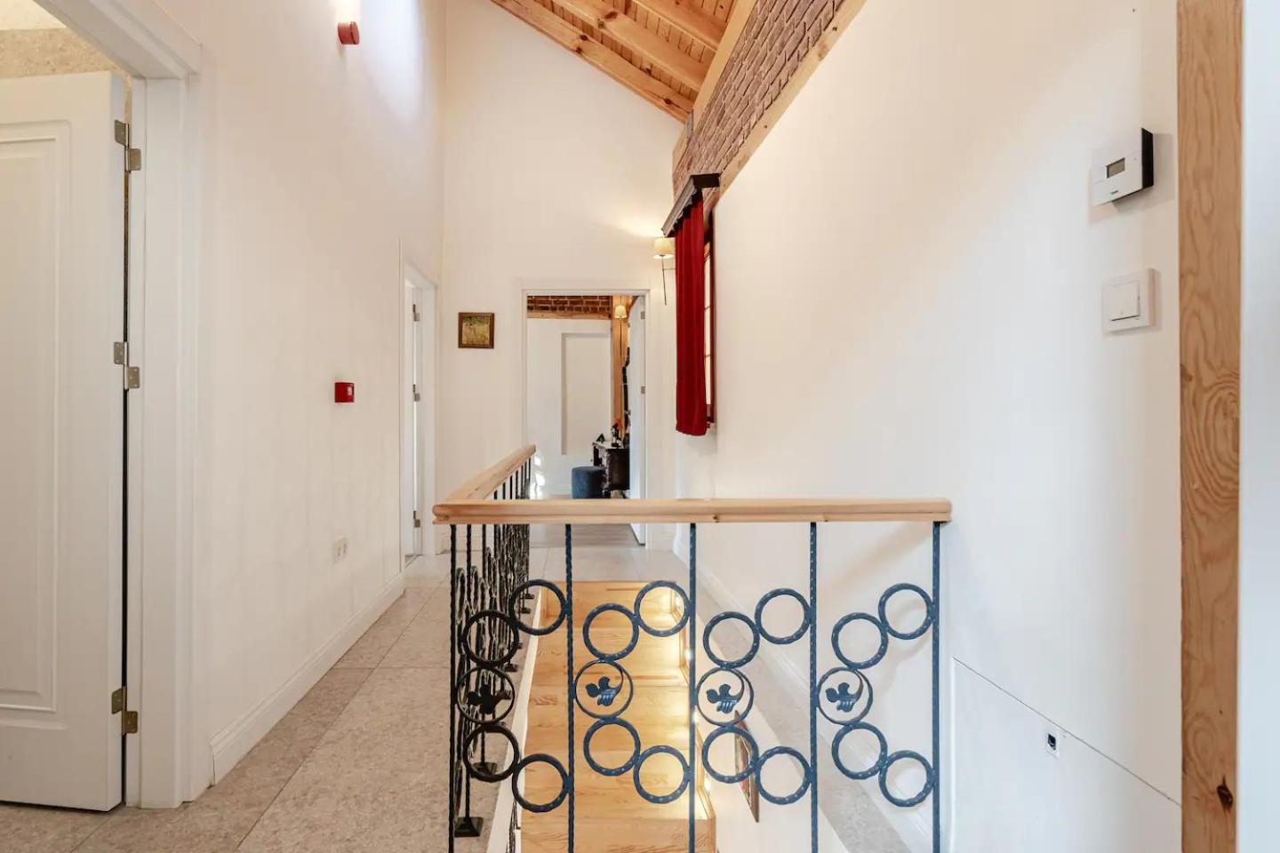 Villa Arancia Istanbul - Garden, BBQ, Sauna & Turkish Bath by the Tram in Fatih