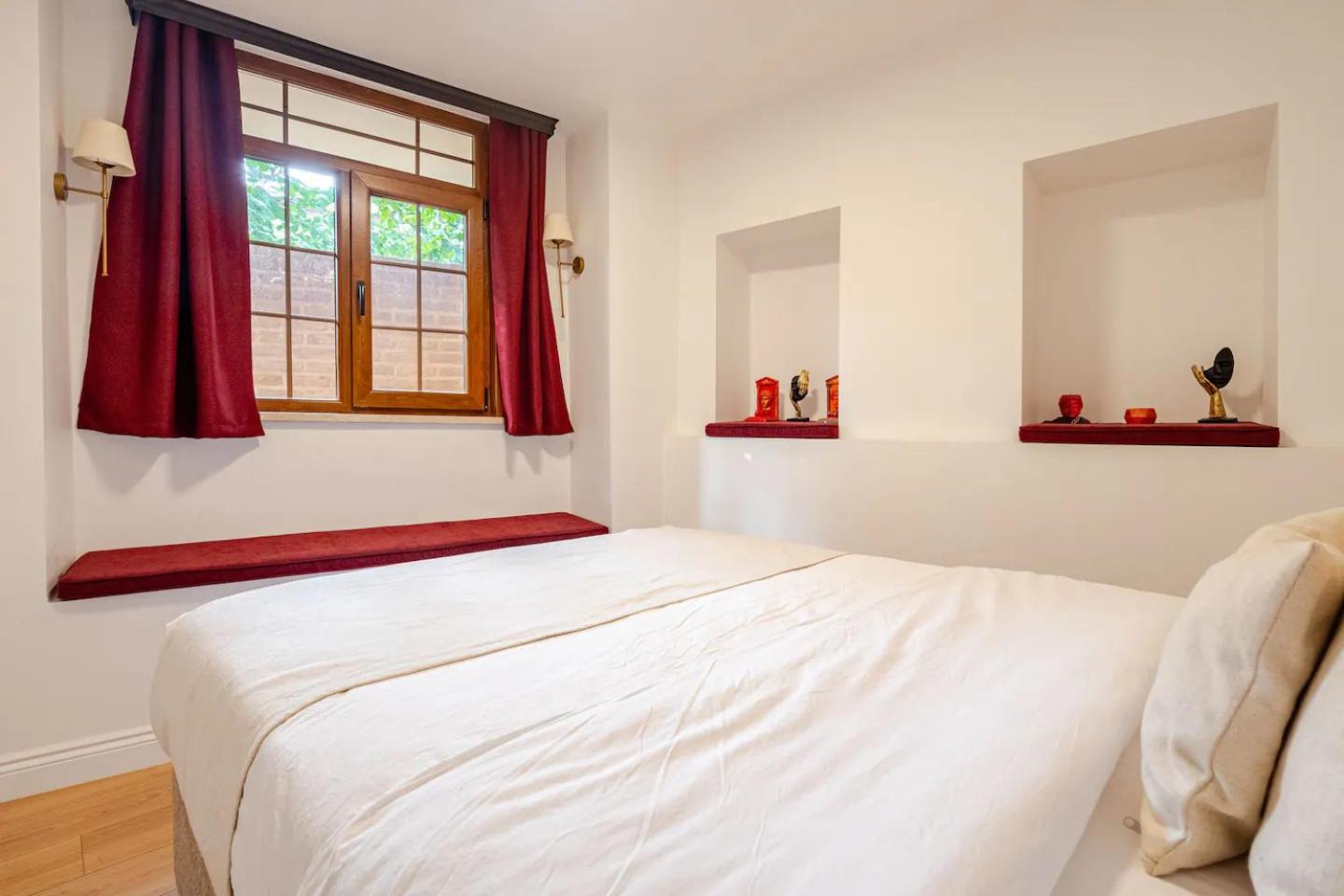 Villa Arancia Istanbul - Garden, BBQ, Sauna & Turkish Bath by the Tram in Fatih
