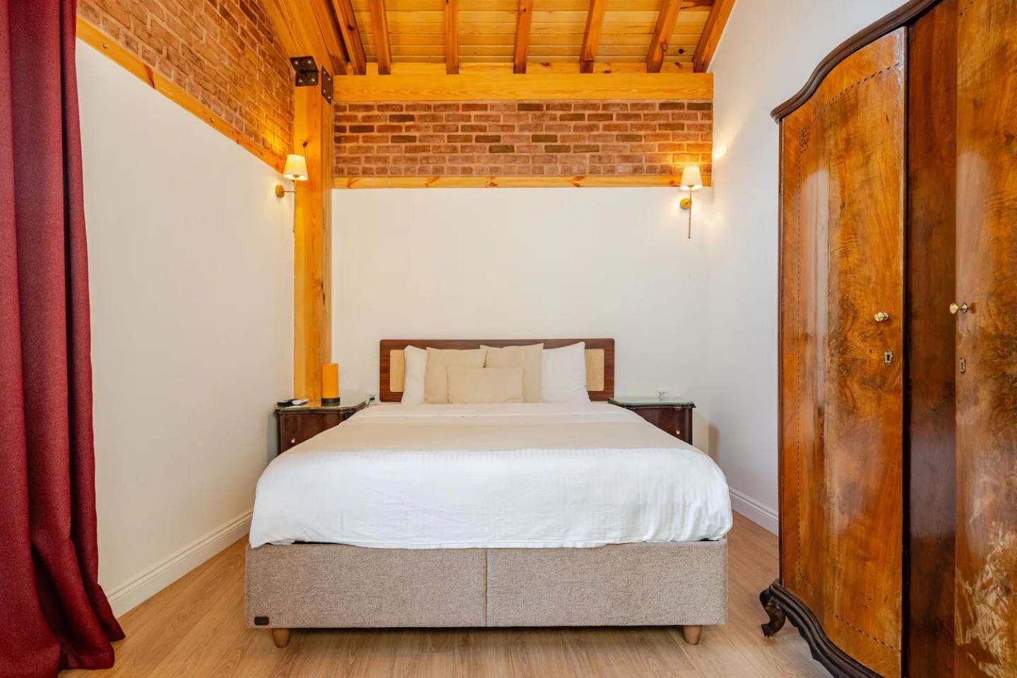 Villa Arancia Istanbul - Garden, BBQ, Sauna & Turkish Bath by the Tram in Fatih
