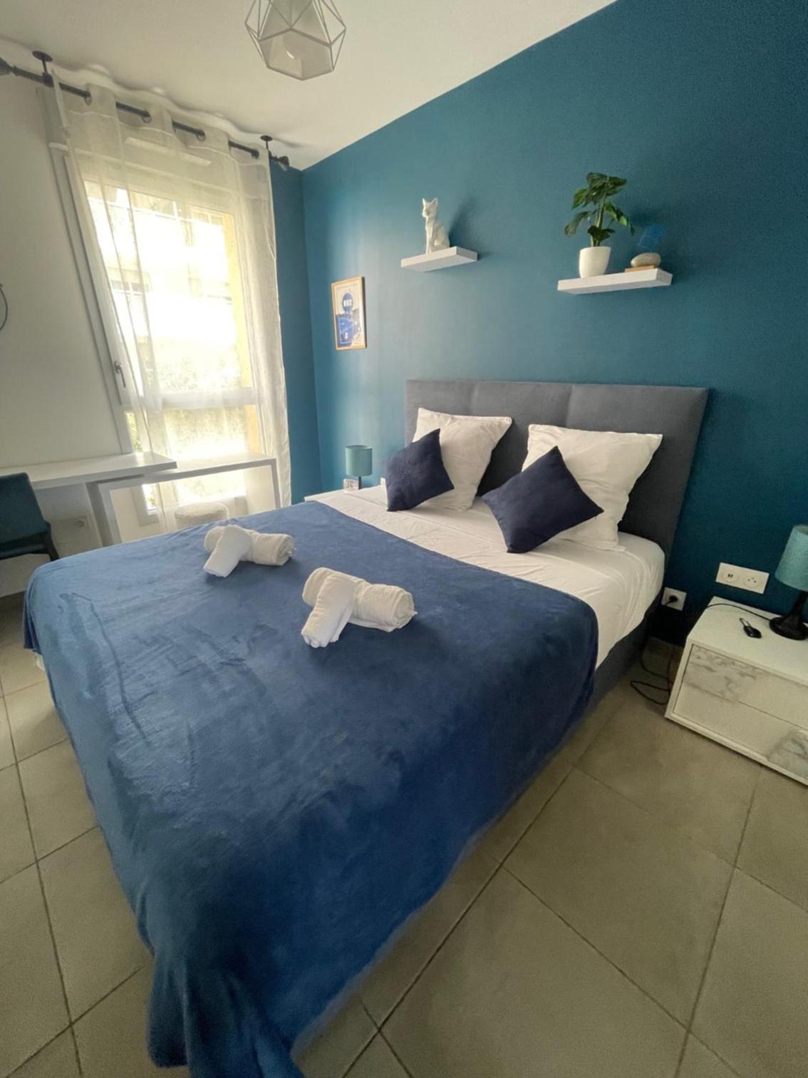 Q&R Renting - Appartement luxueux et Suites Design - Parking AC Mer