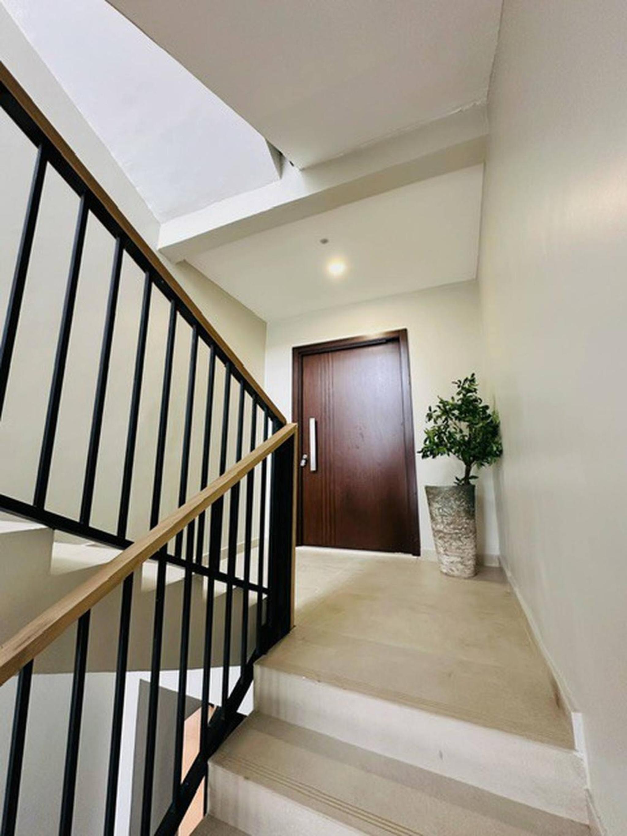 Welcome To Ninamo Suites view 5