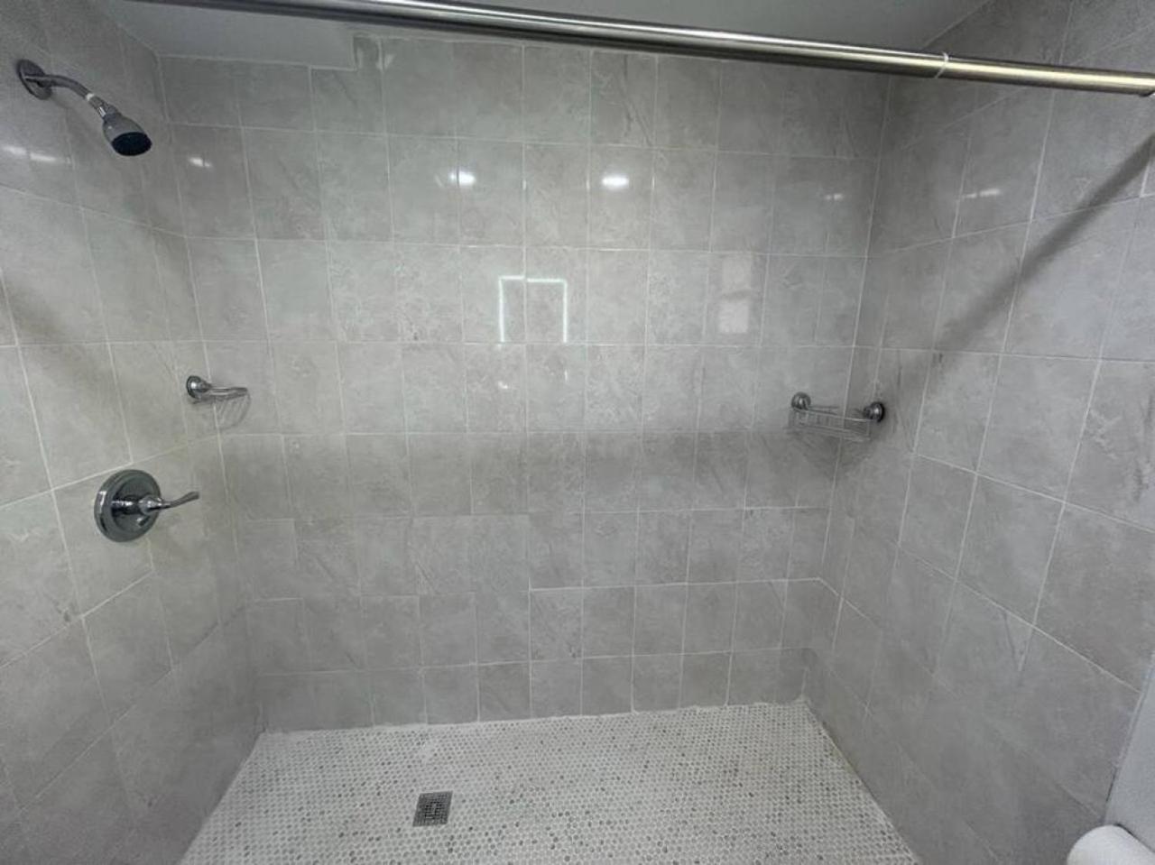 Fully equipped Apartments with parking near Cocowalk
