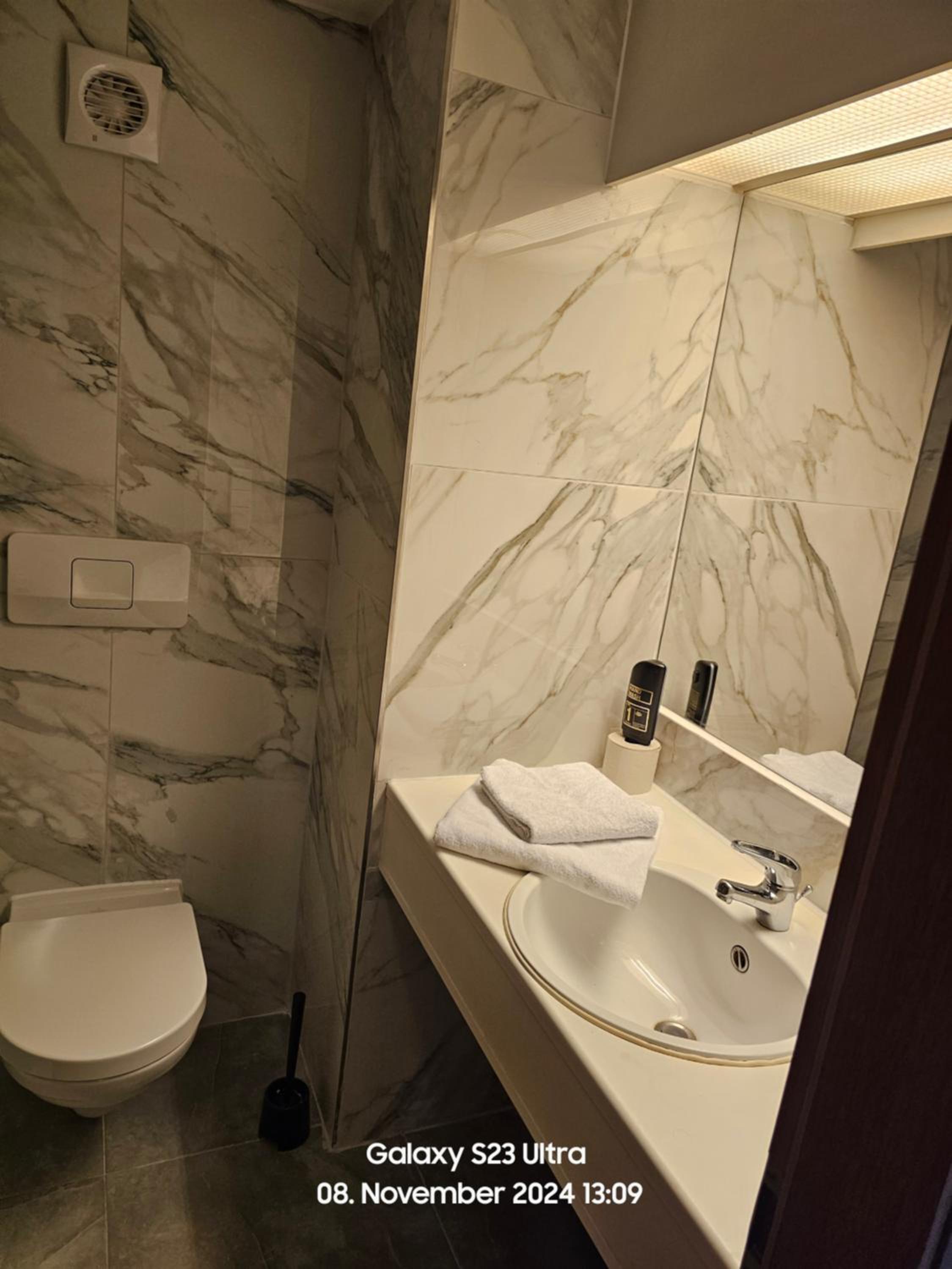 Hotel Shawi Erzhausen - Property Image 5