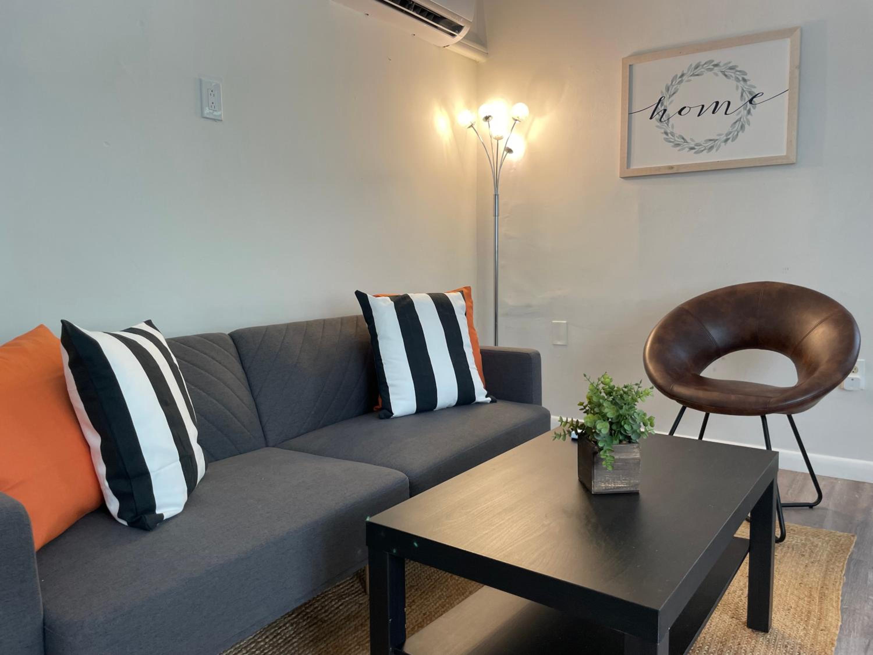 Fully equipped Apartments with parking near Cocowalk