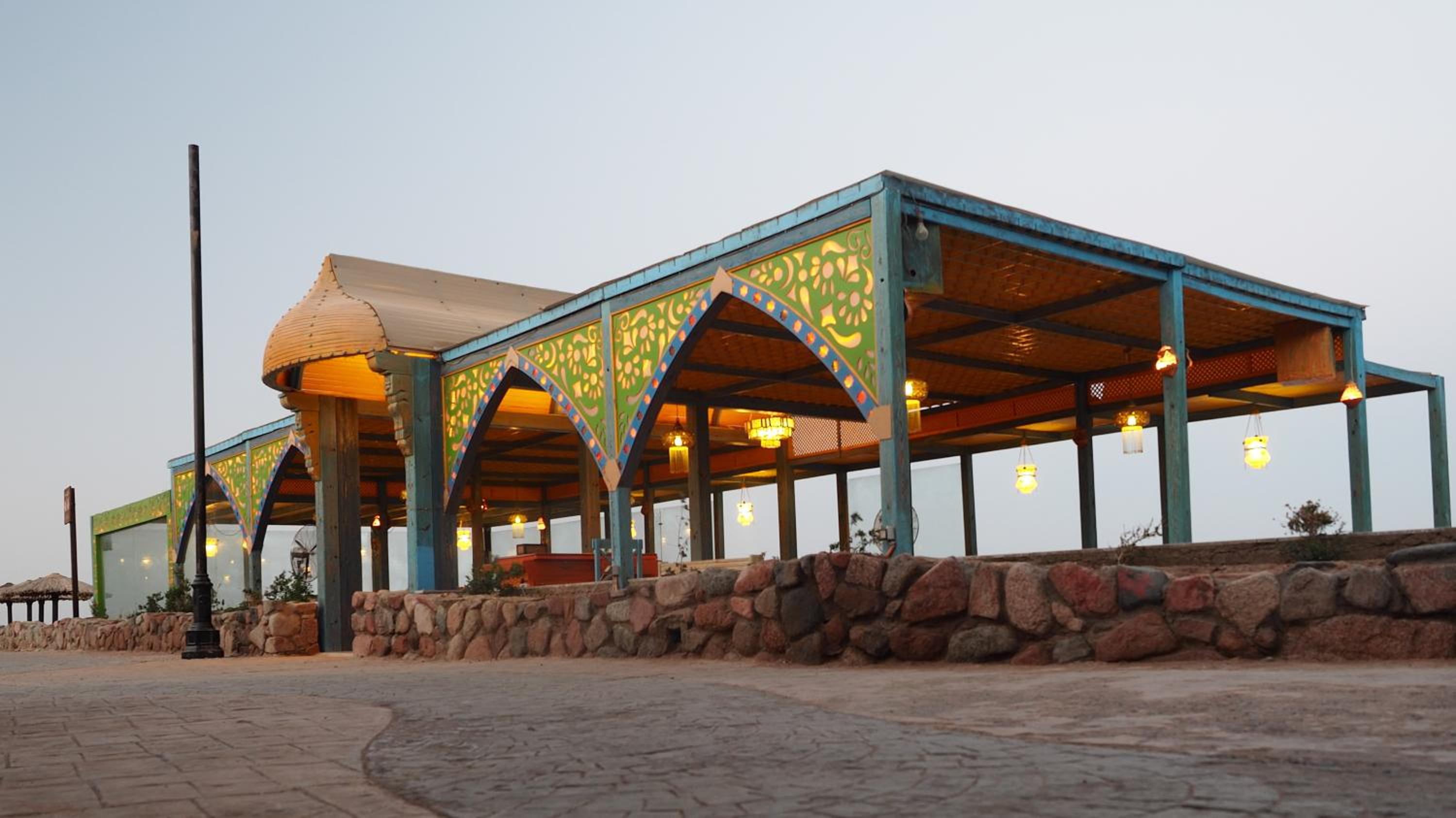 Shams Hotel & Dive Centre
