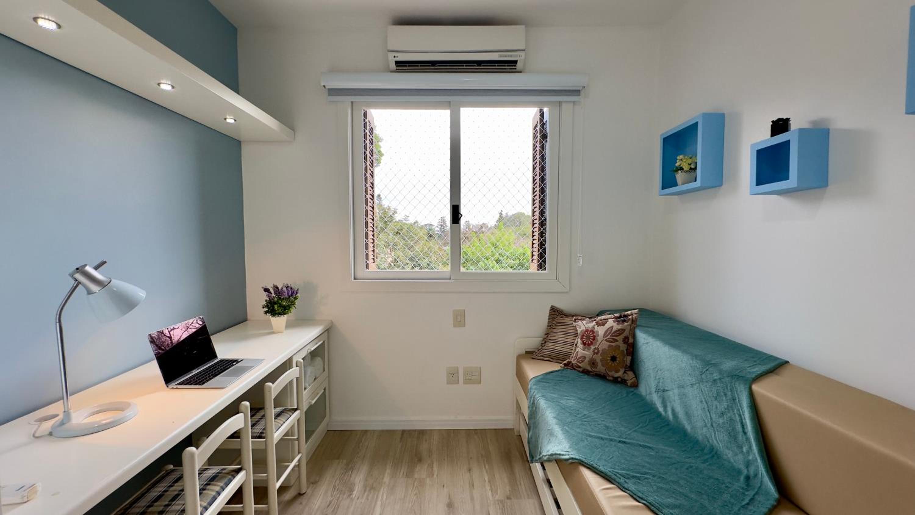Apartamento à 10 min Centro para 06 Pessoas com Lareira, Ar condicionado e Wi-Fi Veloz