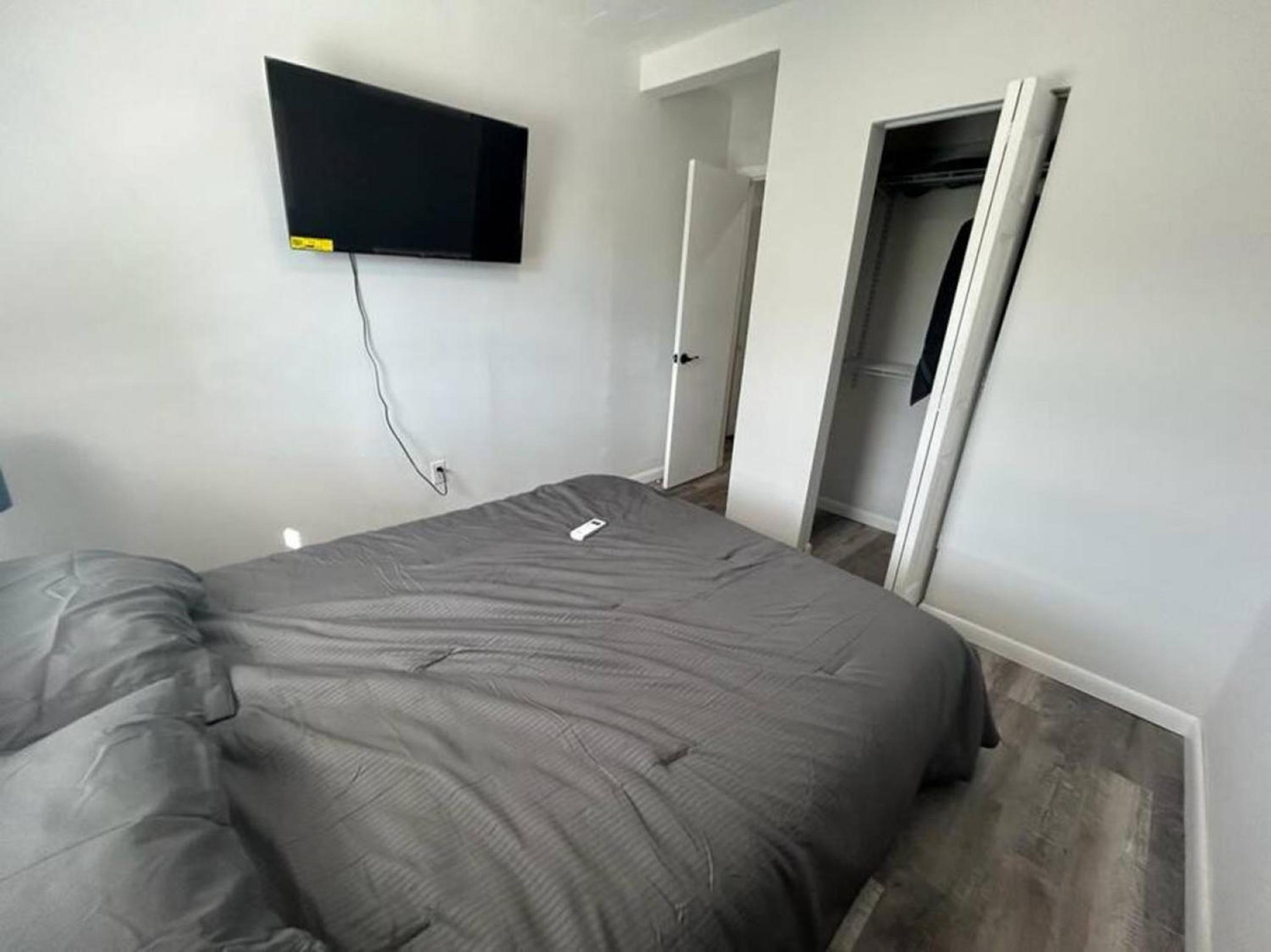 Fully equipped Apartments with parking near Cocowalk