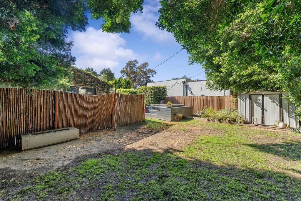 NoHo Luxury Spacious 3Bedroom Home with Hot Tub