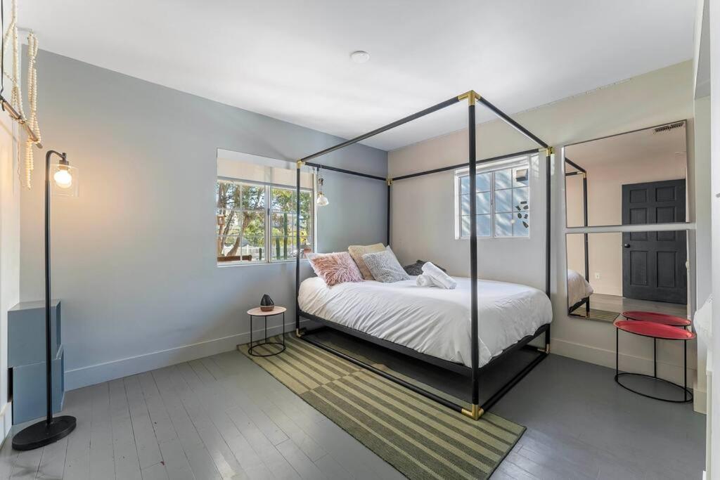 NoHo Luxury Spacious 3Bedroom Home with Hot Tub