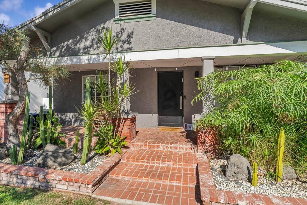NoHo Luxury Spacious 3Bedroom Home with Hot Tub