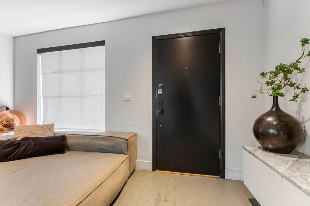 NoHo Luxury Spacious 3Bedroom Home with Hot Tub