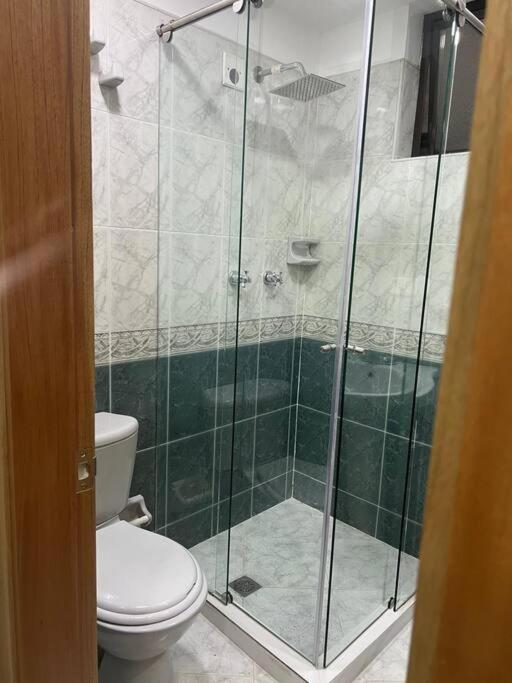 Apt Confortable y muy centrico