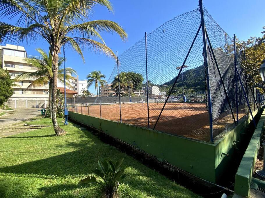 Apto 1 quarto Wembley Tenis a 100 metros da praia do Toninhas