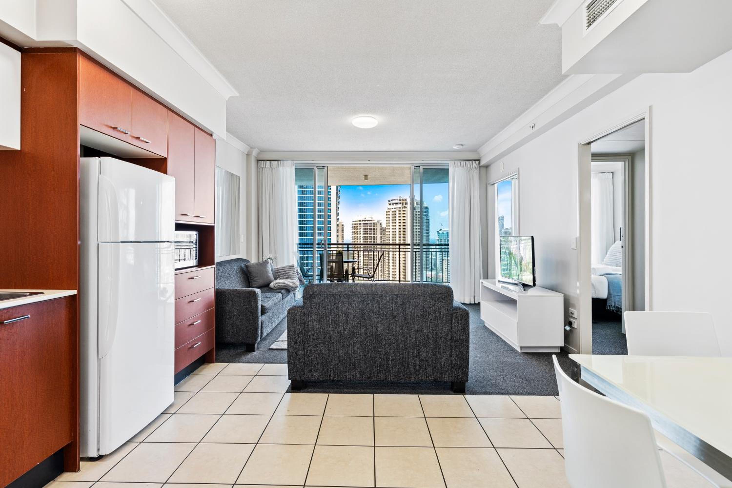 Chevron Renaissance Apartments - Hosted by Wow Stay
