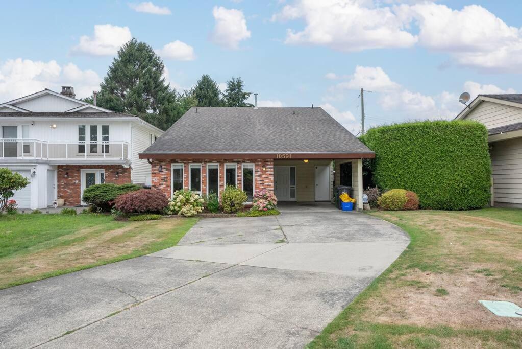 Cozy 3-Bedroom House with 3 Bathrooms in Richmond