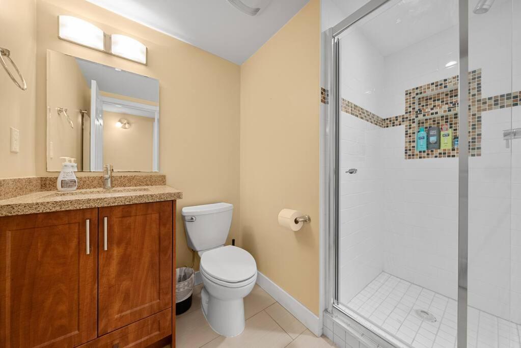 Cozy 3-Bedroom House with 3 Bathrooms in Richmond