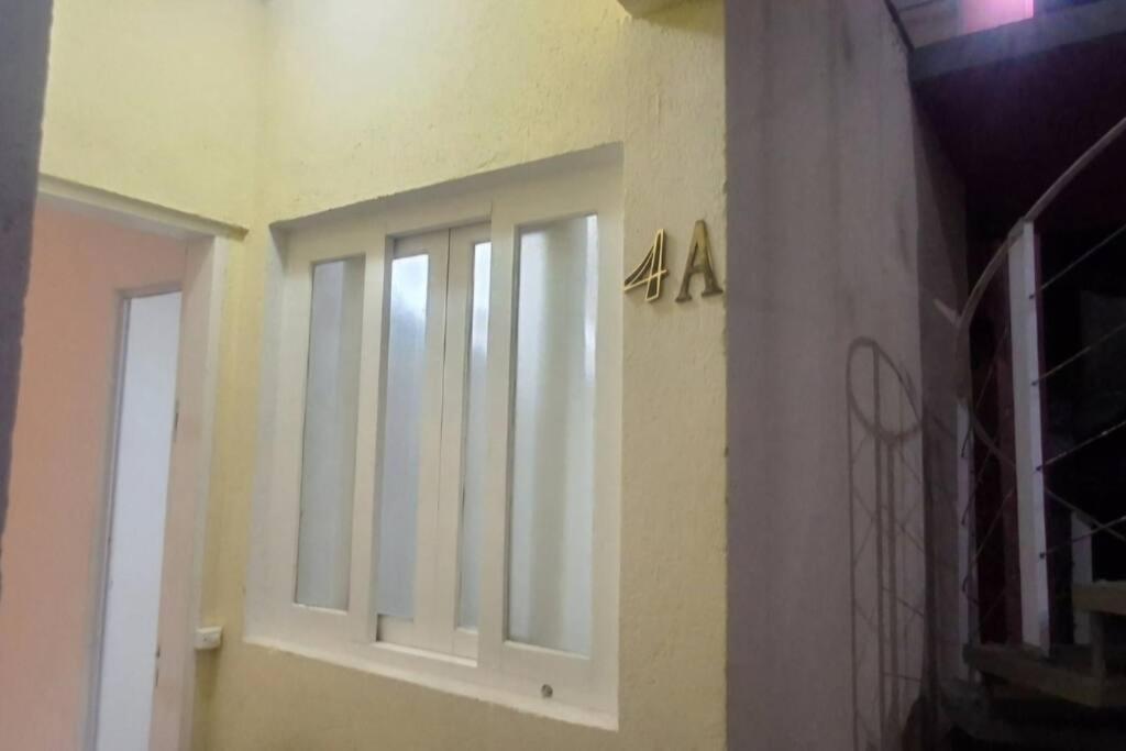 Apartamento pé na areia na Praia Maranduba