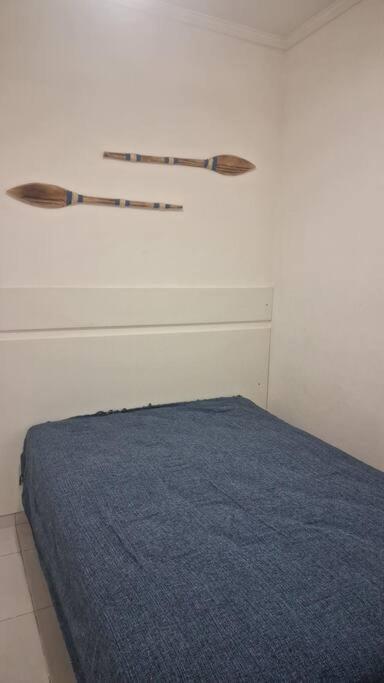 Apartamento pé na areia na Praia Maranduba