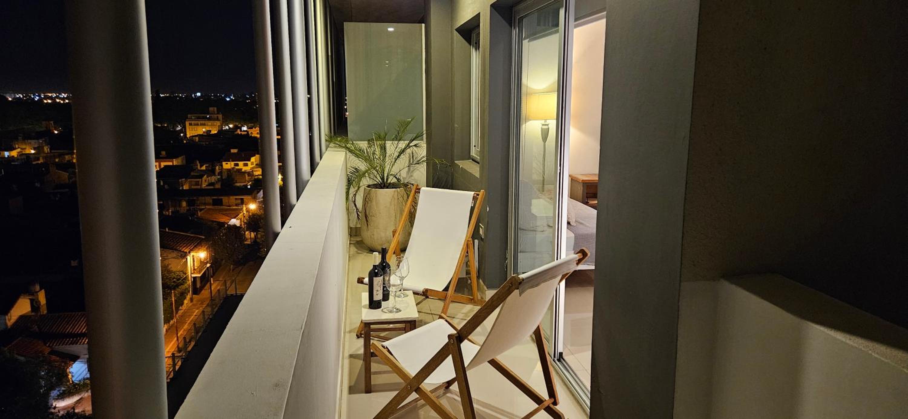 Delta Boutique Loft, en el centro de Salta, para 3 by BEDBOOK