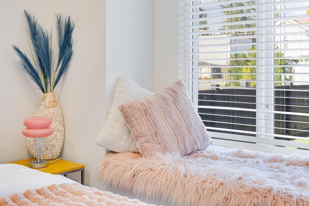 Stylish 2 Bedroom Miami Vibe Suite