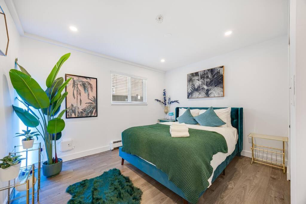 Stylish 2 Bedroom Miami Vibe Suite