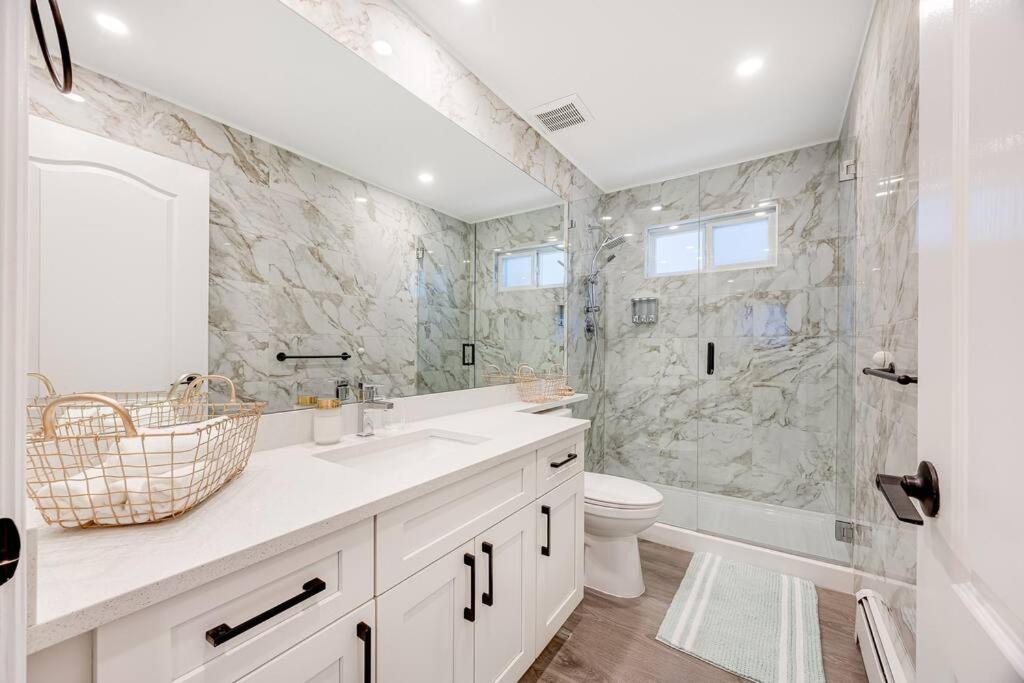 Stylish 2 Bedroom Miami Vibe Suite