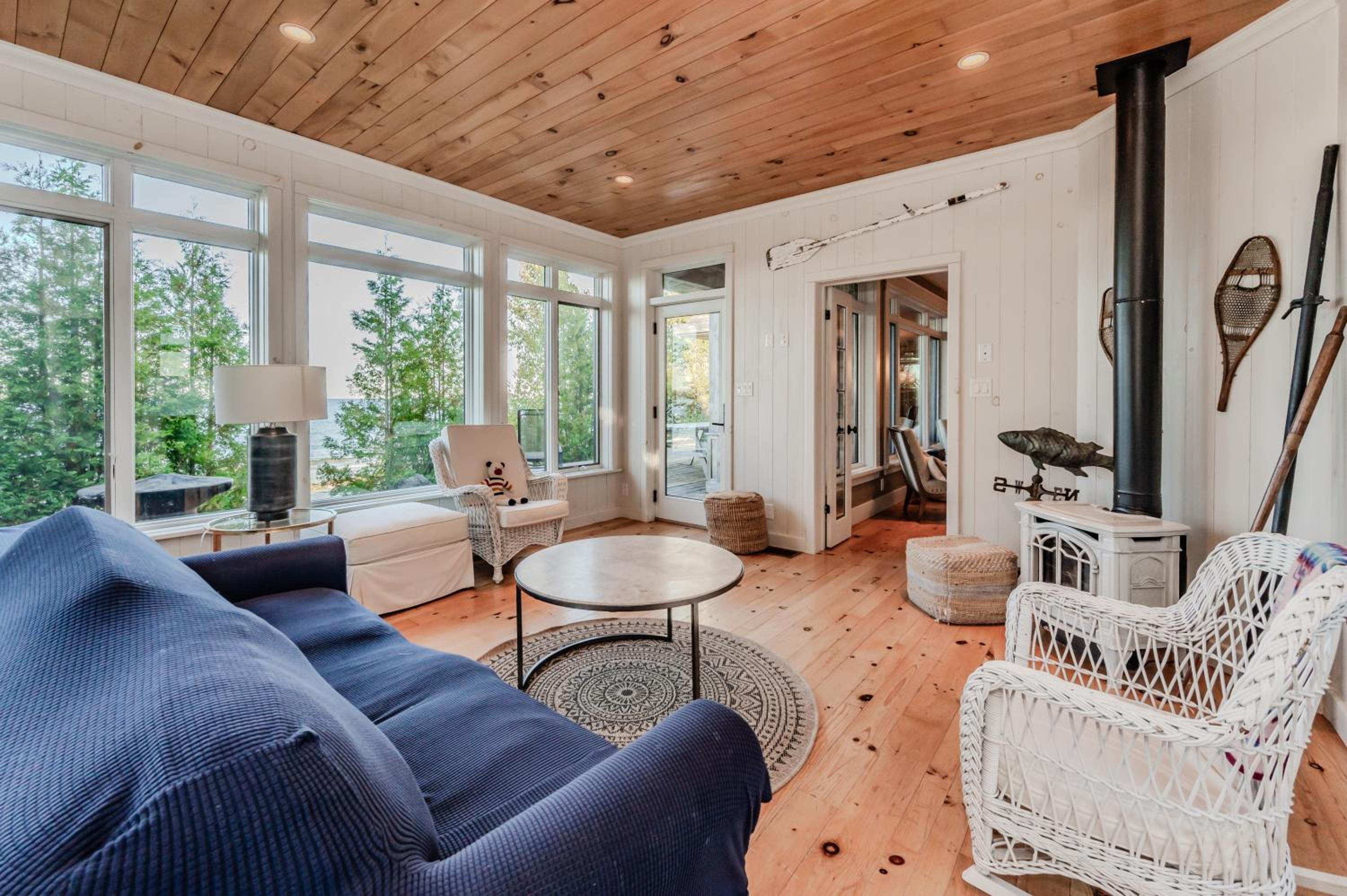 Michael's Luxury Cottage on Bruce Trail Starlink