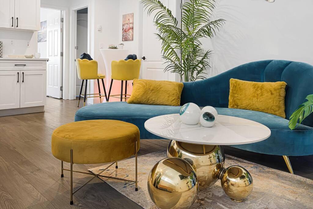 Stylish 2 Bedroom Miami Vibe Suite