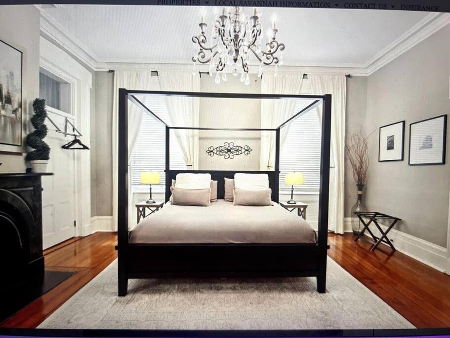 Historic Condo on Savannah's Iconic Jones Street view 3