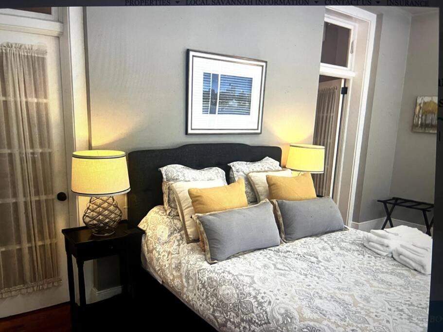 Historic Condo on Savannah's Iconic Jones Street view 5