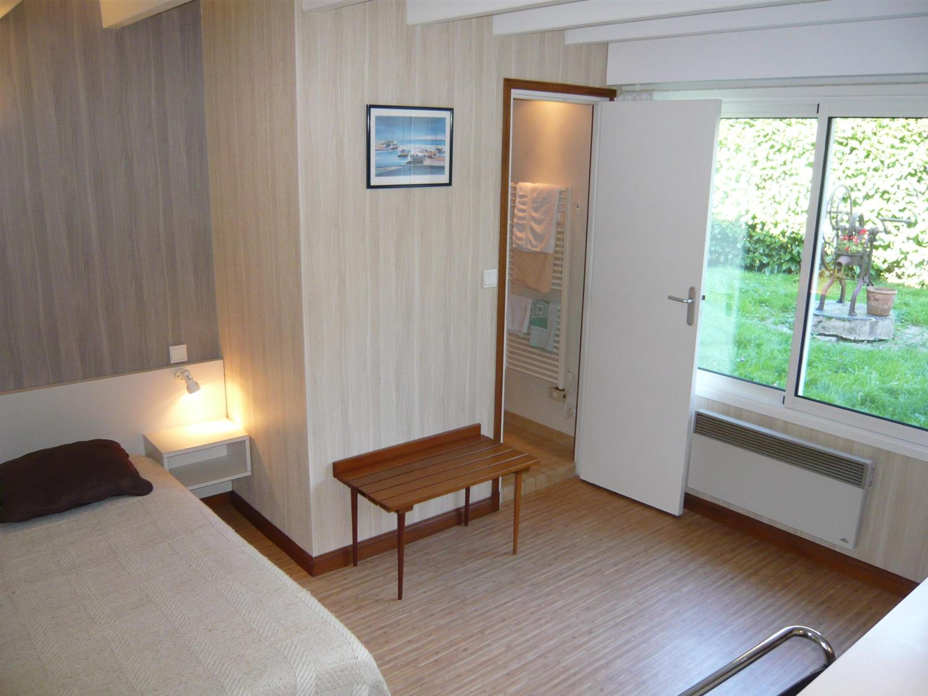 Guest House La Fauvelaie view 5