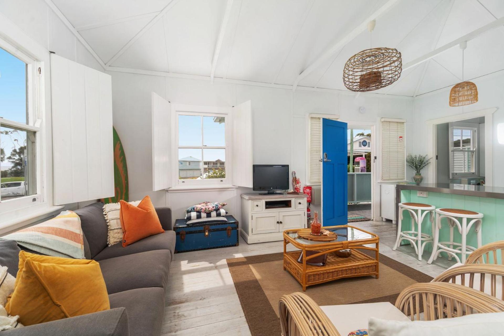 Aurora quintessential beachfront couples getaway