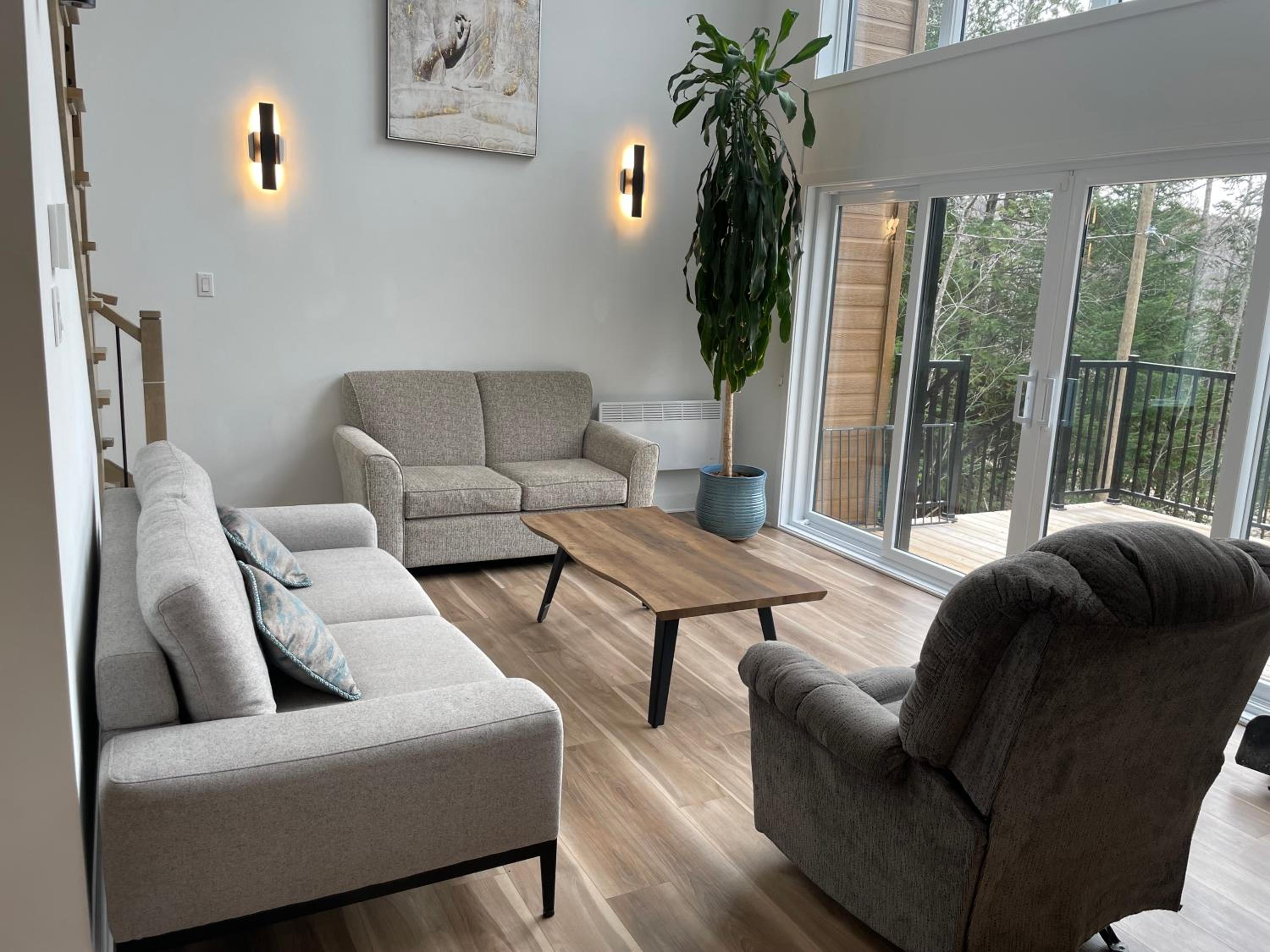 Delarose Cottage, Ski, Spa, pool table & starry night