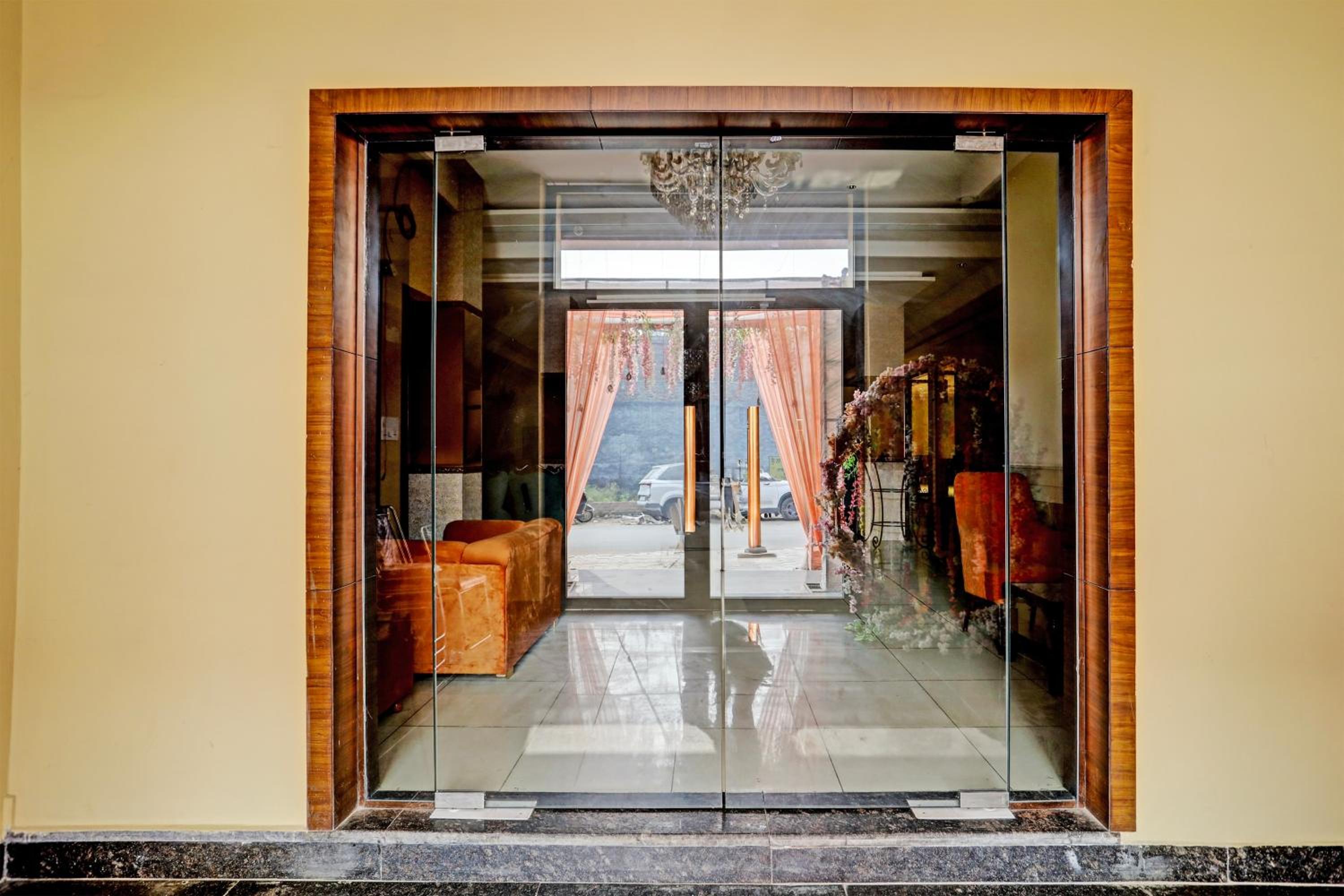 Hotel O Miraas Hotel And Banquet Hall view 5