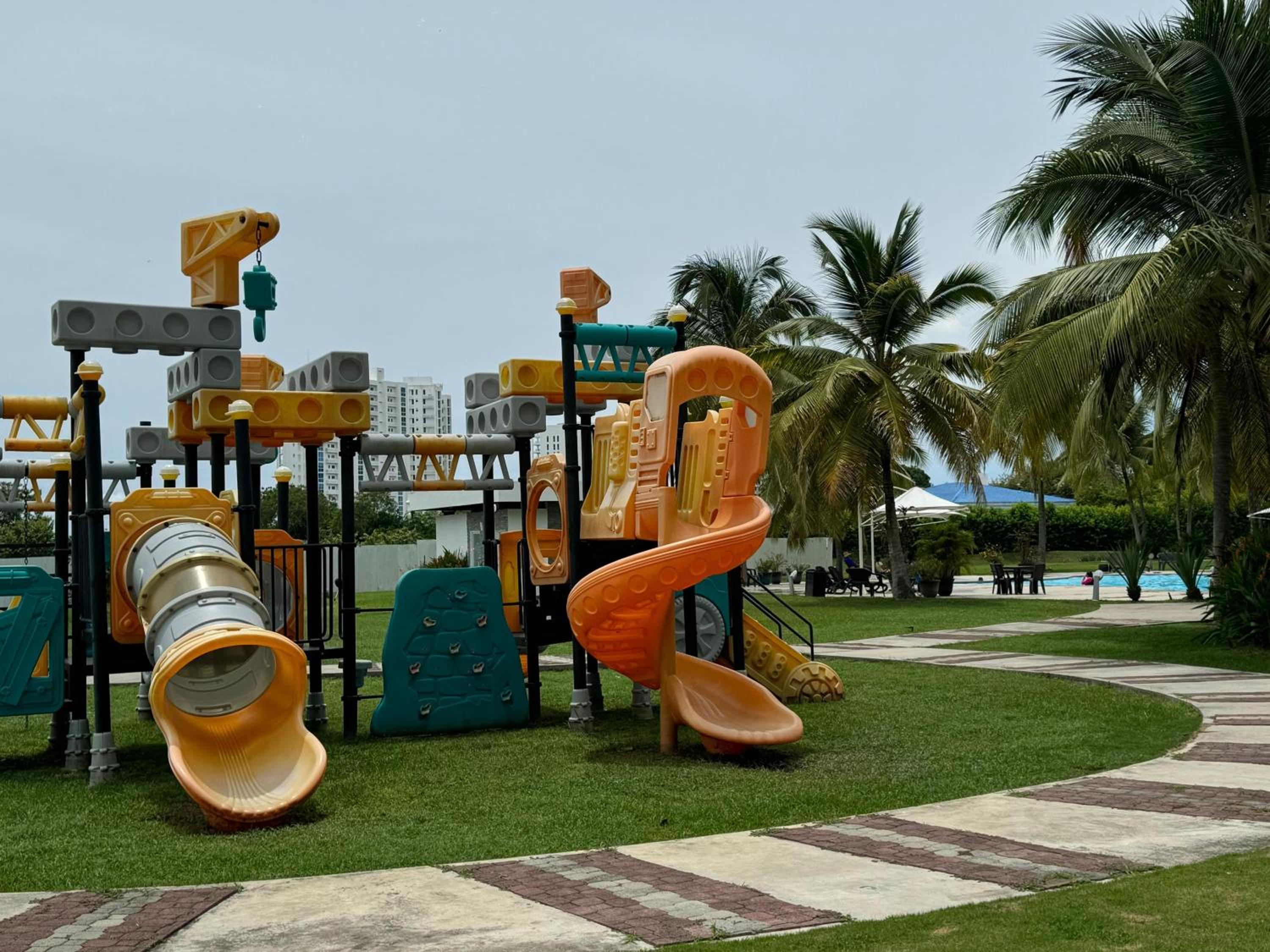 PH CORAL PARk