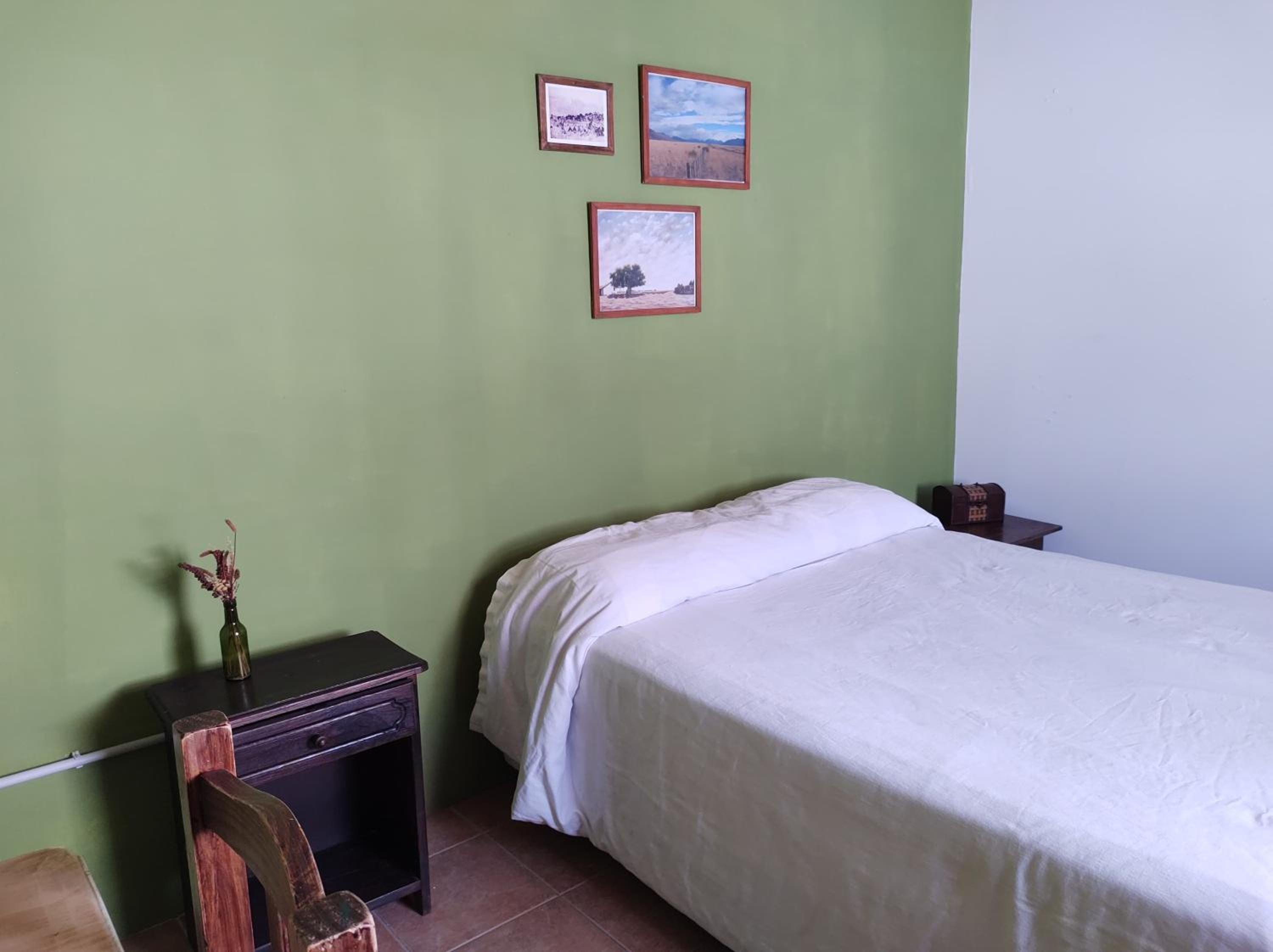 Hostel Yatel