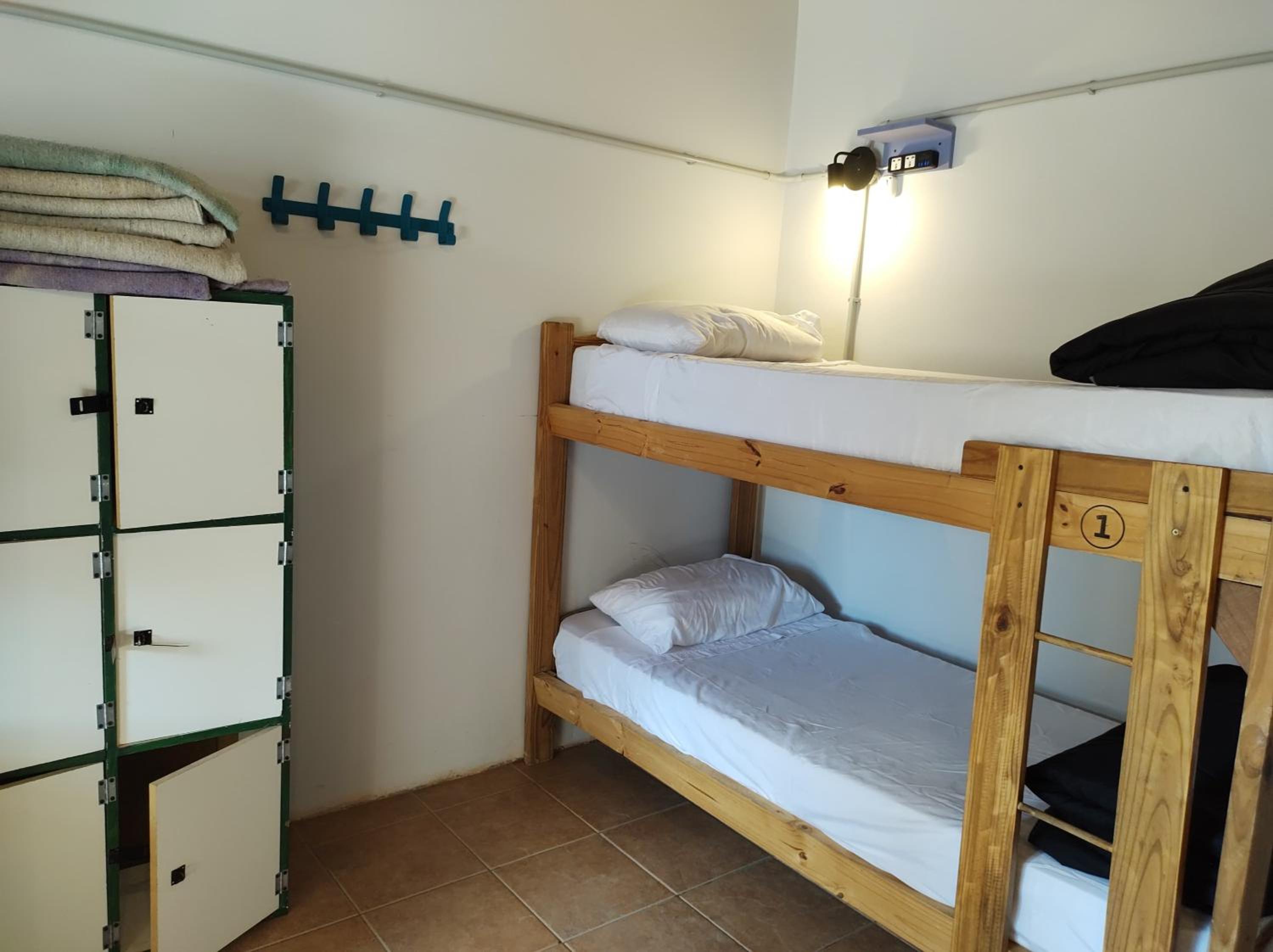 Hostel Yatel