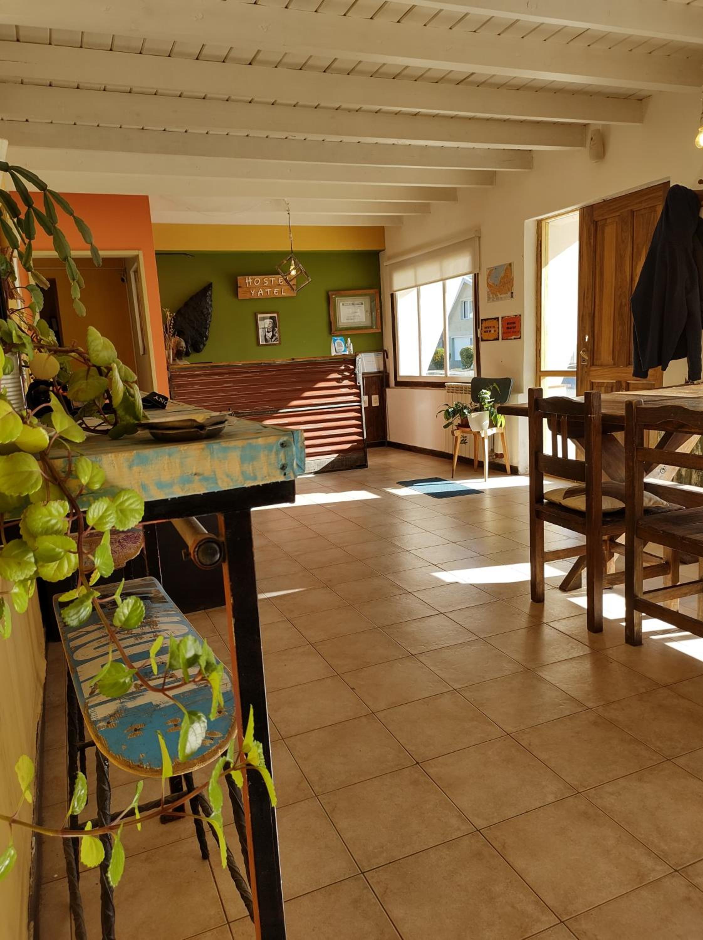 Hostel Yatel