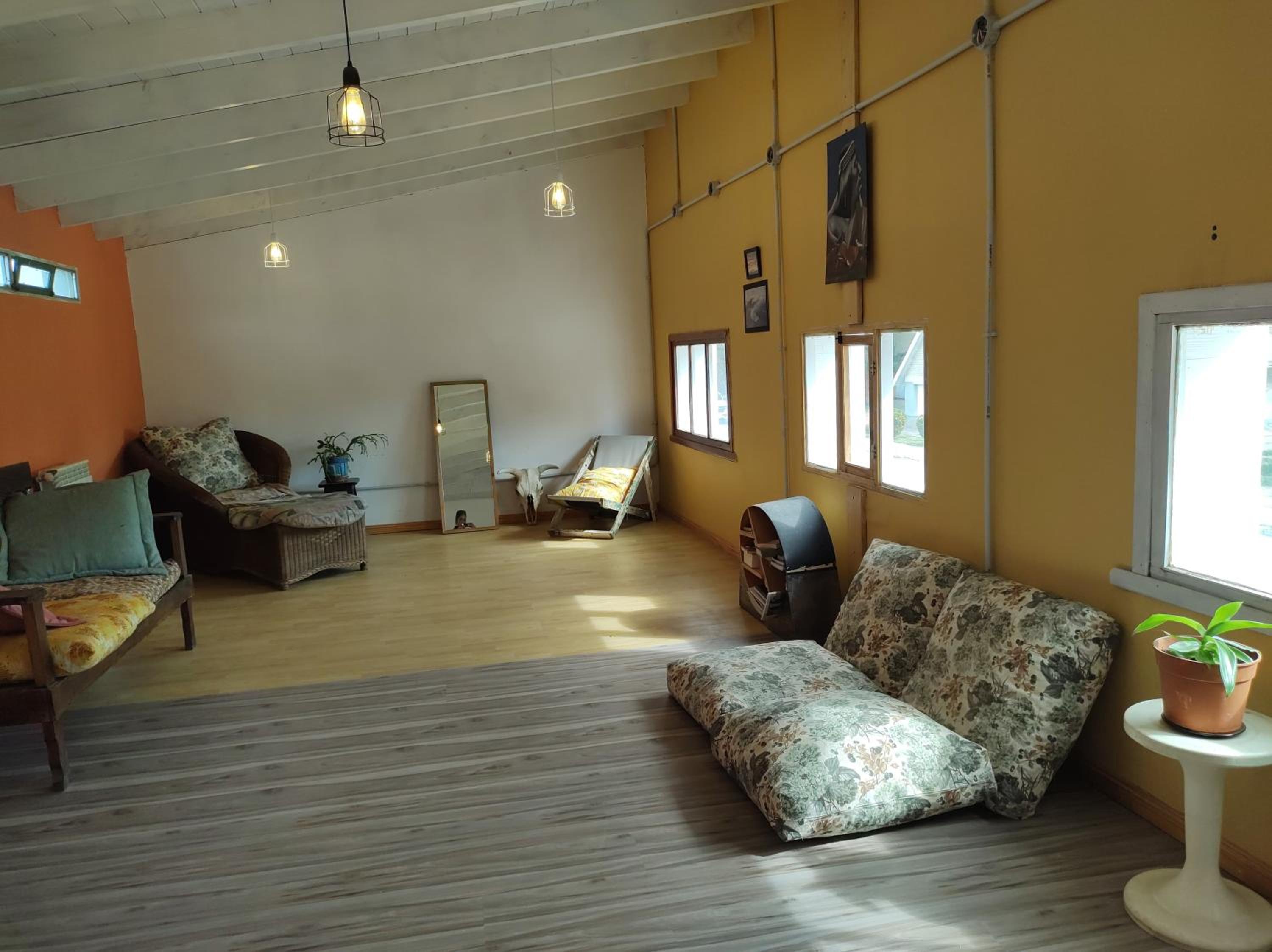 Hostel Yatel