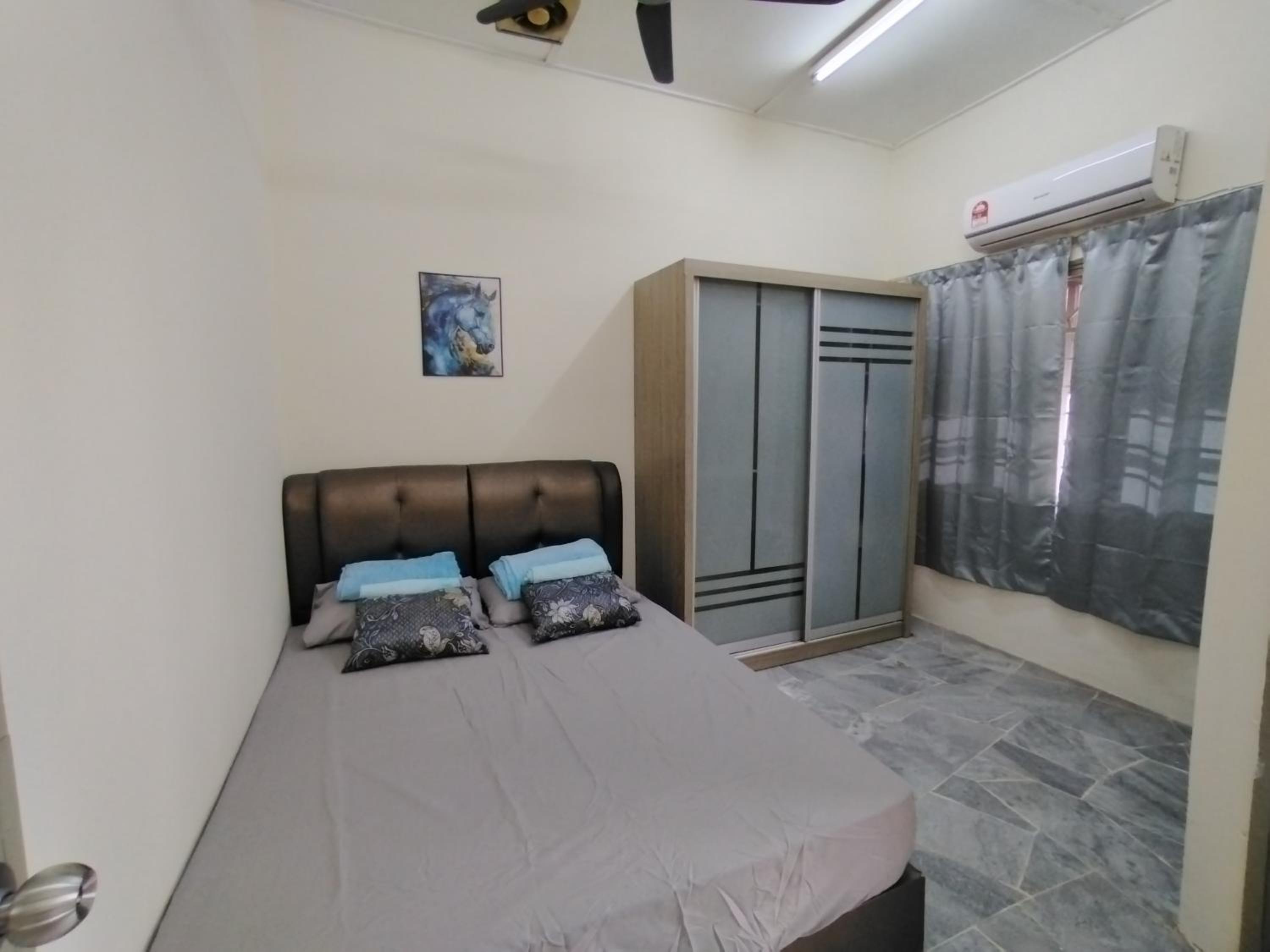 5 stars kepong homestay