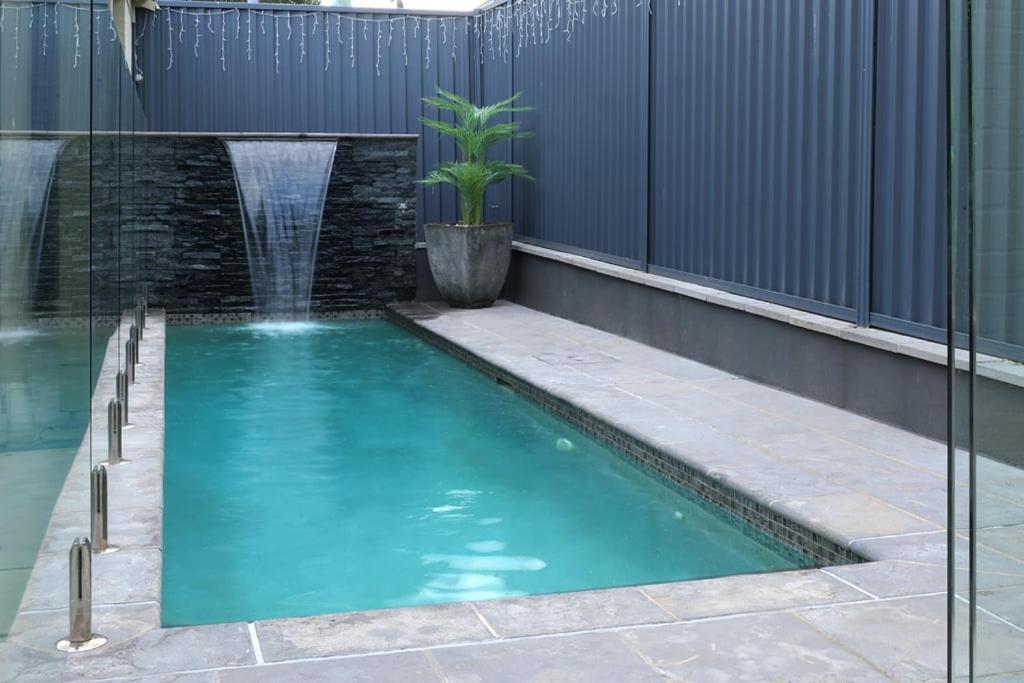 Newtown vibes with pool & parking