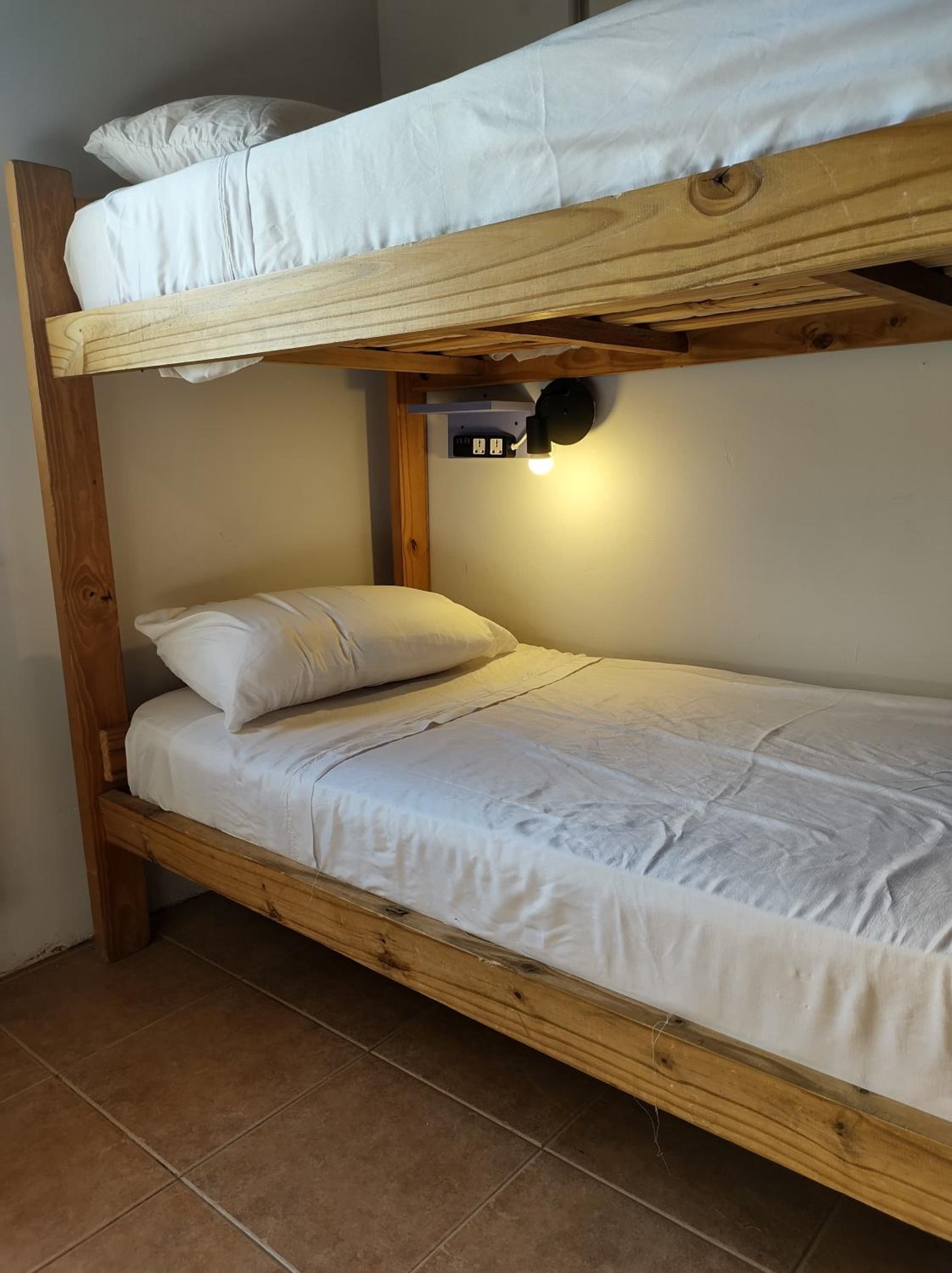 Hostel Yatel